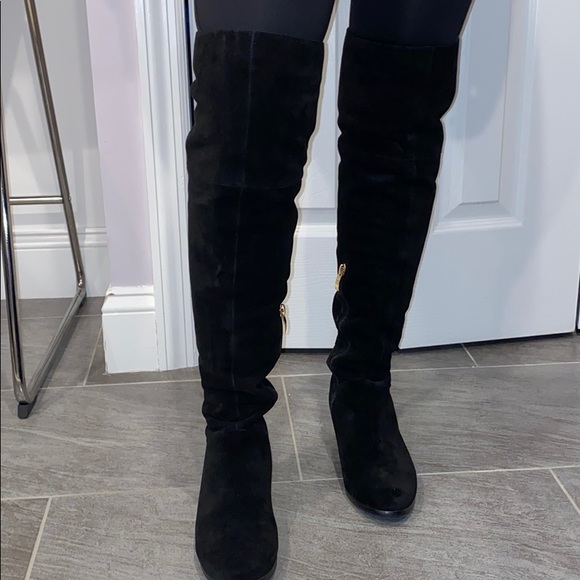 Knee high boots - Picture 2 of 5